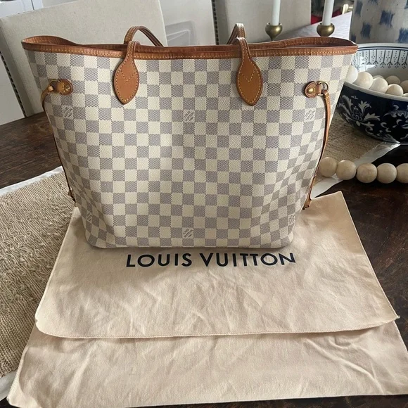 Louis Vuitton Damier Azur Tote - Cream and Brown - Picture 2 of 9
